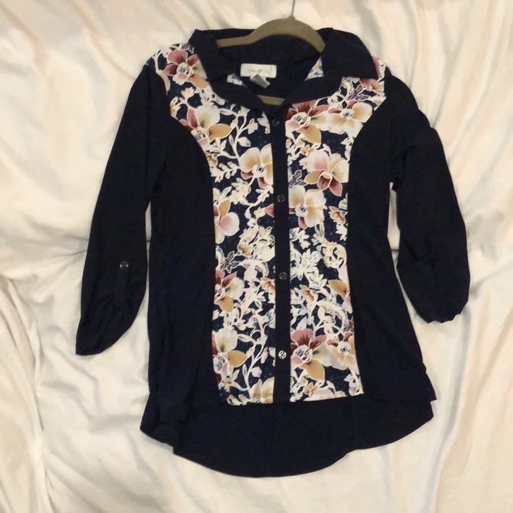 Women’s flowered button up top
